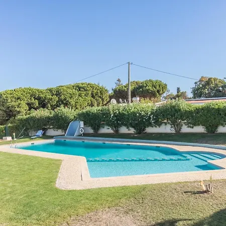 #024 Bright House In Gale With Shared Pool Semesterbostad Albufeira