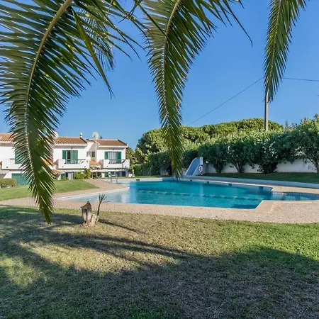#024 Bright House In Gale With Shared Pool Semesterbostad Albufeira