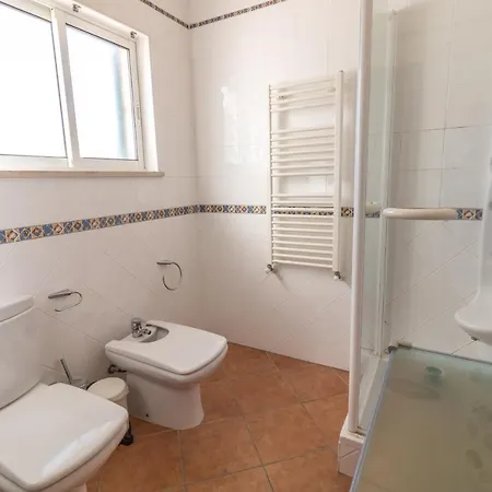 #024 Bright House In Gale With Shared Pool * Albufeira